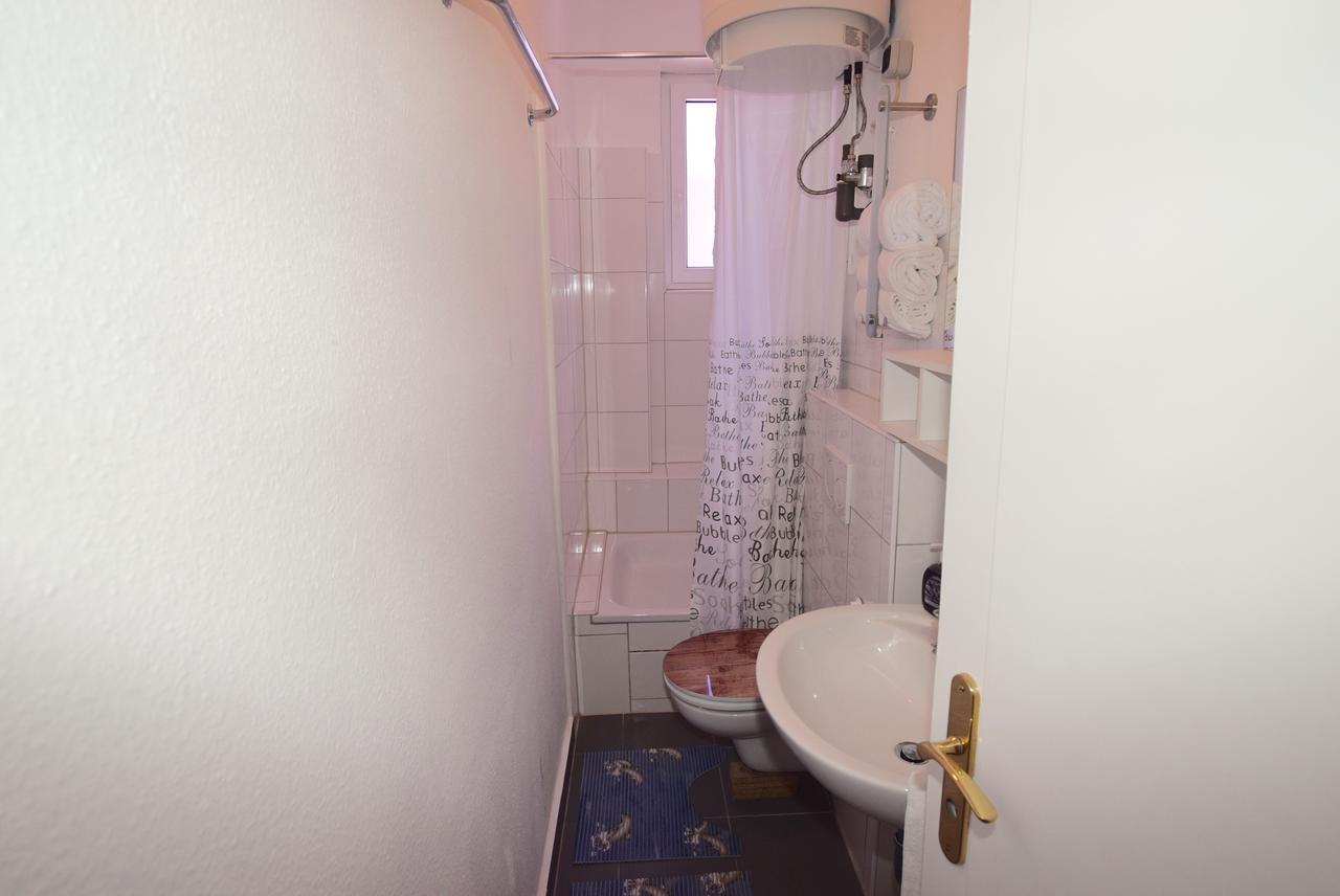 Apartment Ostendplatz Stuttgart Bagian luar foto